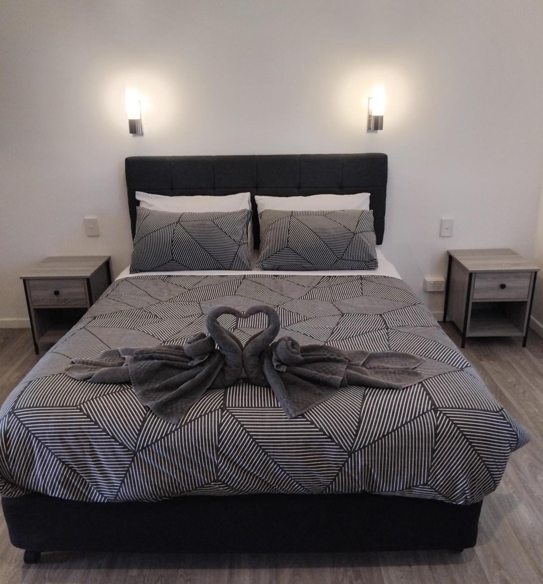 The Major Mitchell Motel Бурк Экстерьер фото